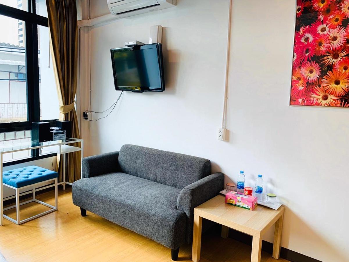 Daraya Hostel Bangkok Eksteriør bilde